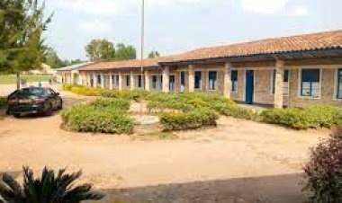 Nyanza: Animateur ari mu maboko ya RIB akekwaho gukomeretsa umunyeshuri amuziza Frw 200