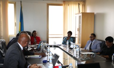 Abasenateri  basabye  RSSB kohereza  abakozi  bayo  mu itorero  kubera  guha serivise mbi abarwayi  babagana.