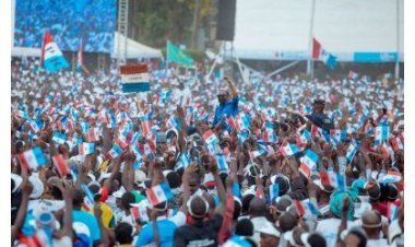 Ab’i Nyagatare bahaye isezerano Paul Kagame